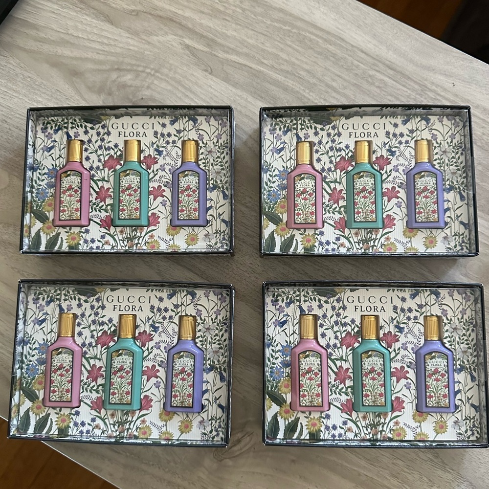 GUCCI FLORA SAMPLE SET NEVER USED NEW WITH TAGS PERFUME